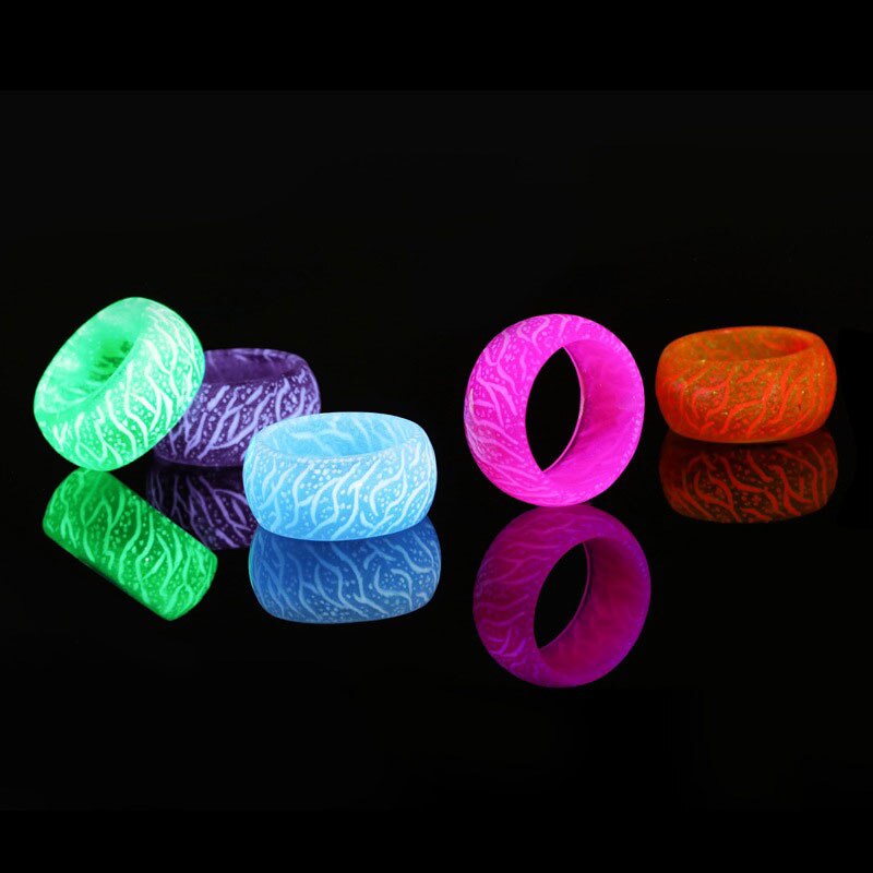 Fashion Luminous Crack Rings Unisex Trendy Temperament Joker Cool Pattern Luminous Resin Rings Personalized Geometry Accessories